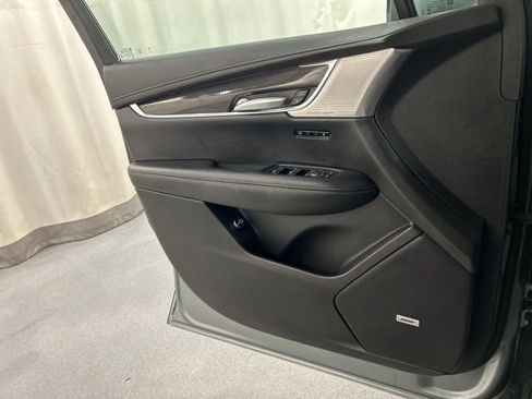 Used 2023 Cadillac XT6 Sport image 24