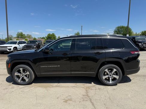New 2026 Jeep Grand Cherokee L Limited AWD/4WD image 9