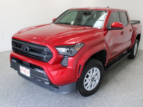 Used 2024 Toyota Tacoma SR5 AWD/4WD image 2