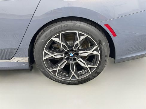 New 2026 BMW i7 xDrive60 w/ Executive Package image 34