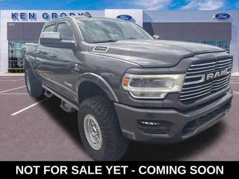 Used 2021 RAM 2500 Laramie AWD/4WD image 1