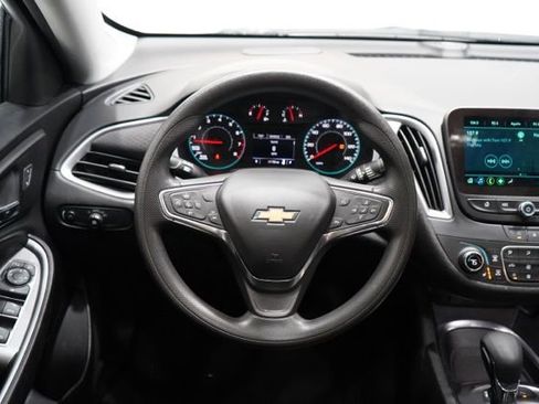 Used 2024 Chevrolet Malibu LT image 14