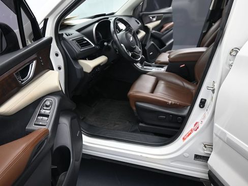 Used 2019 Subaru Ascent Touring AWD/4WD image 17