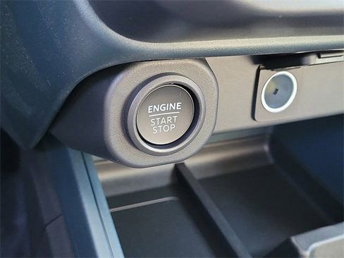 New 2025 Ford Maverick Lobo AWD/4WD image 9