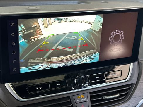 Certified 2023 Nissan Altima 2.5 SV w/ SV Premium Package FWD image 18