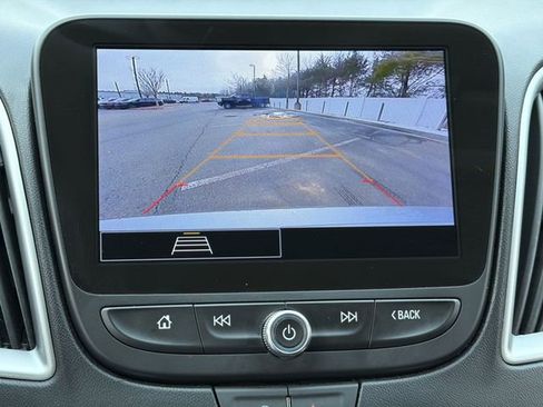 Used 2024 Chevrolet Malibu LS image 23