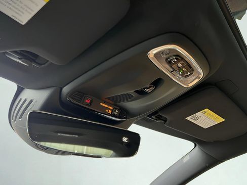 Used 2017 Volvo S90 T5 Inscription w/ Vision Package image 44