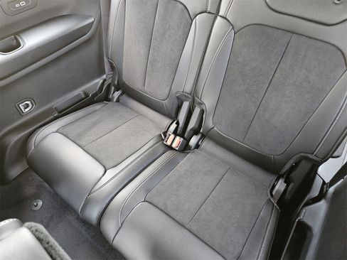 New 2025 Jeep Grand Cherokee L Altitude image 31