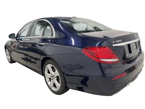 Used 2019 Mercedes-Benz E 300 4MATIC image 5