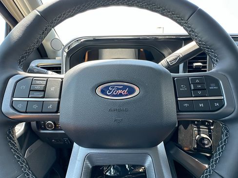New 2026 Ford F250 4x4 Crew Cab Super Duty image 23