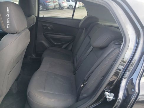 Used 2020 Chevrolet Trax LS w/ Tint and Cruise Package FWD image 12