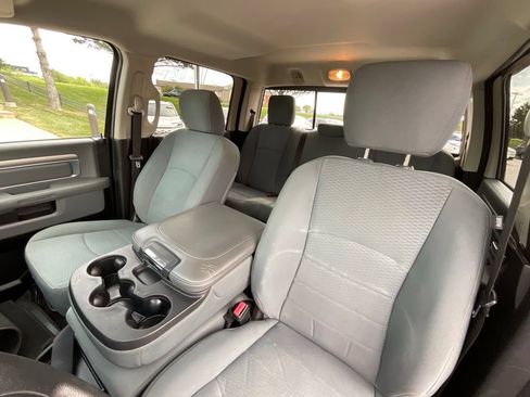Used 2013 RAM 1500 Classic SLT w/ Premium Display Pkg AWD/4WD image 10