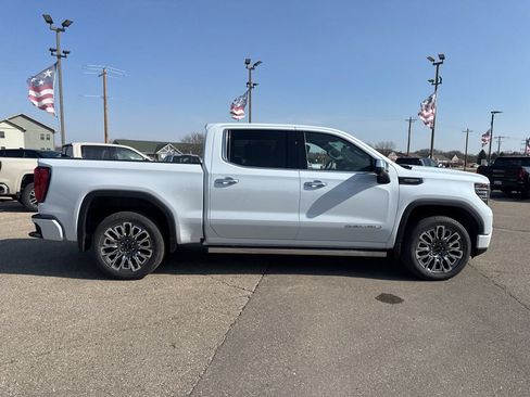 New 2026 GMC Sierra 1500 Denali Ultimate AWD/4WD image 9