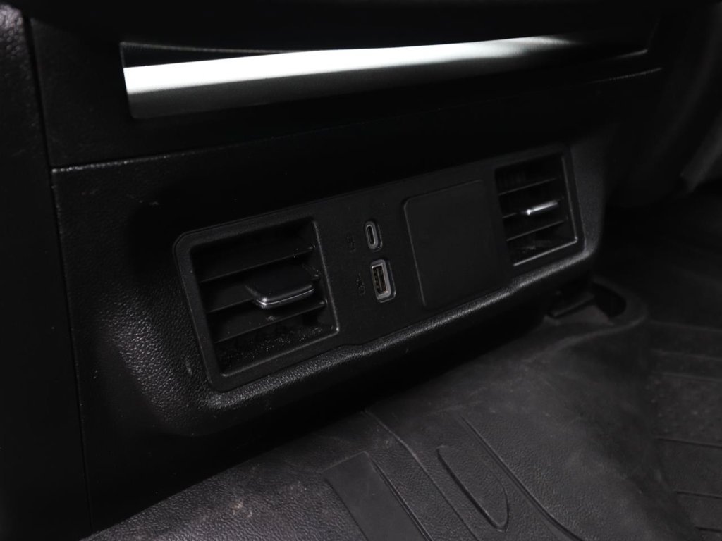 Used 2024 Chevrolet Silverado 2500 Custom w/ Custom Value Package AWD/4WD image 12