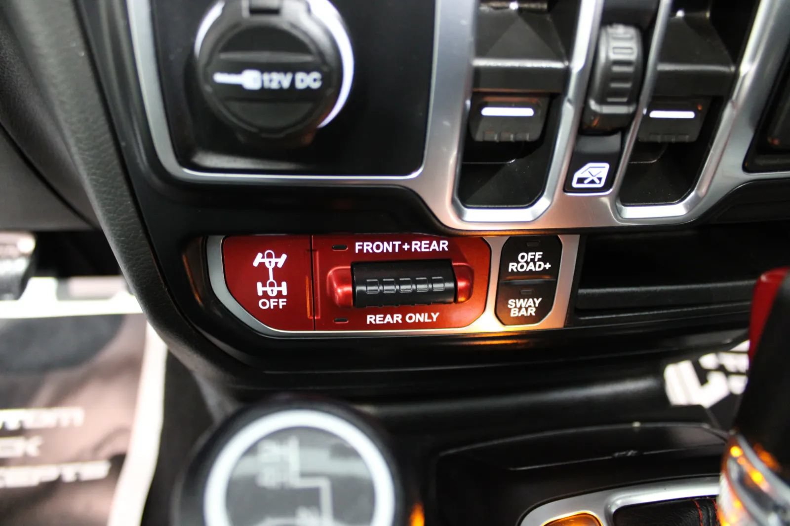 Used 2022 Jeep Wrangler Unlimited Rubicon w/ LED Lighting Group AWD/4WD image 34