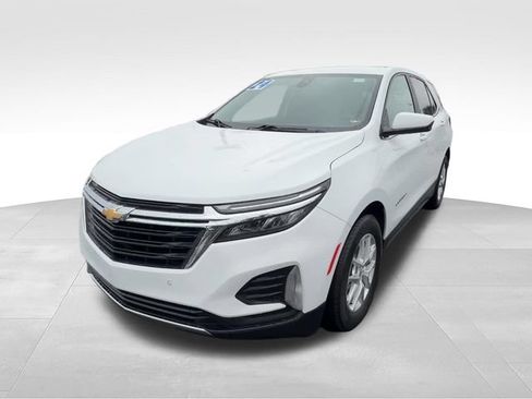 Certified 2024 Chevrolet Equinox LT FWD image 2