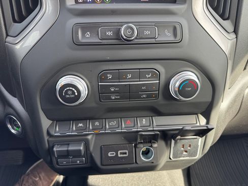 Certified 2025 GMC Sierra 1500 Pro w/ Graphite Edition image 22