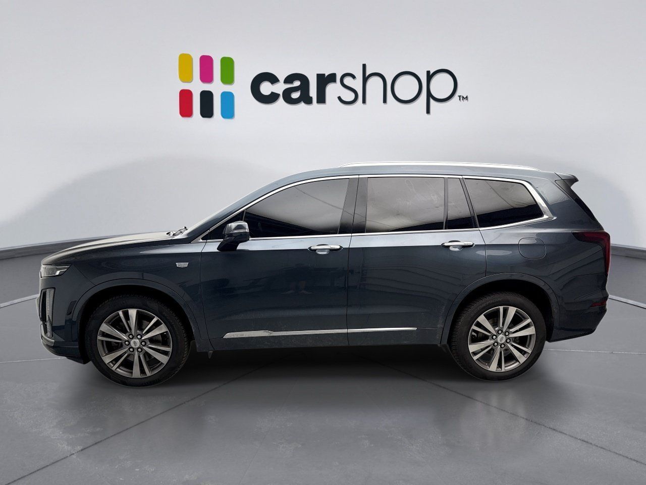 Used 2020 Cadillac XT6 Premium Luxury AWD/4WD image 2