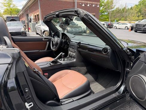 Used 2014 MAZDA MX-5 Miata Grand Touring w/ Premium Package image 23