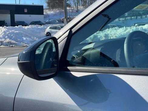 Used 2025 Chevrolet Trax RS w/ Driver Confidence Package image 31