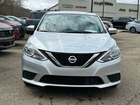 Used 2019 Nissan Sentra S image 2