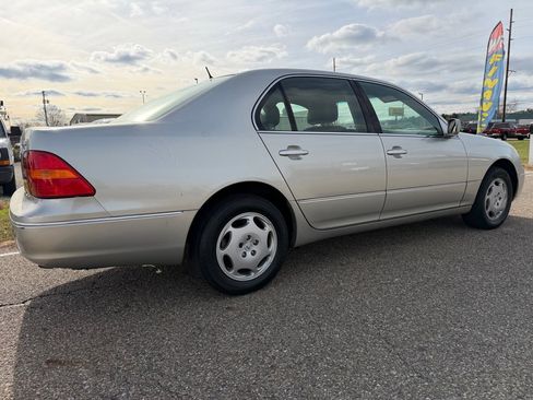 Used 2001 Lexus LS 430 image 6