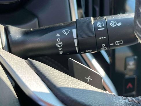 Used 2021 Subaru Outback Premium image 19