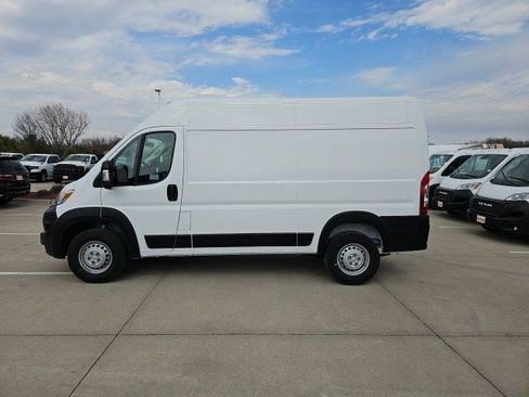 New 2026 RAM ProMaster 2500 image 2