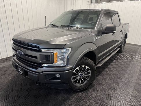 Used 2018 Ford F150 XLT w/ Equipment Group 302A Luxury AWD/4WD image 38