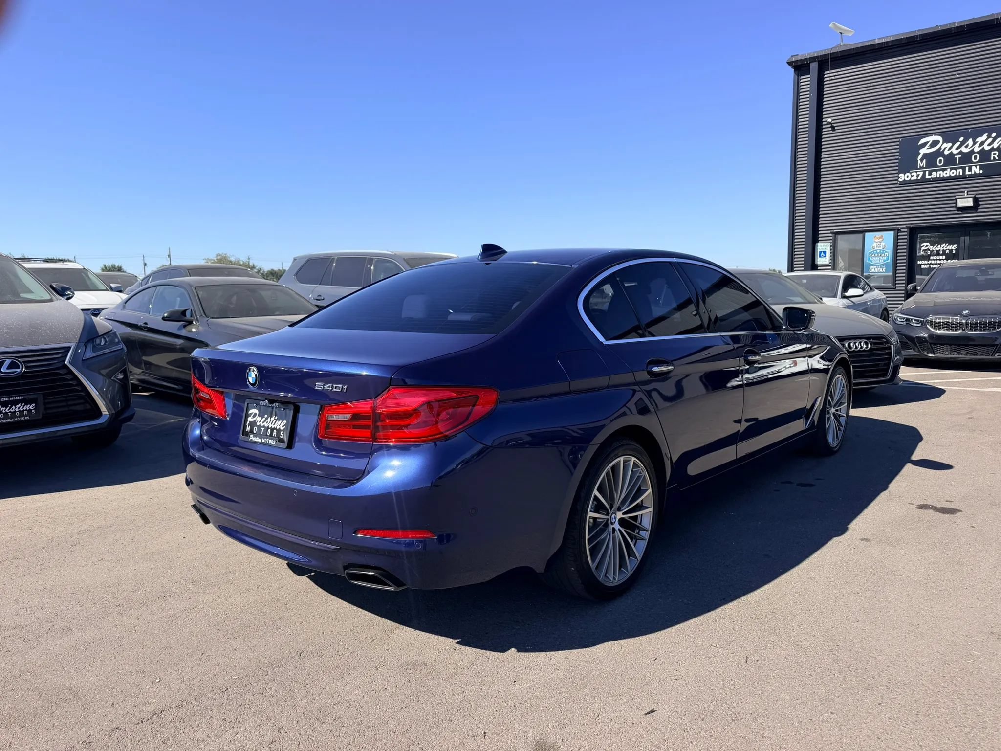 Used 2018 BMW 540i w/ Premium Package RWD image 4