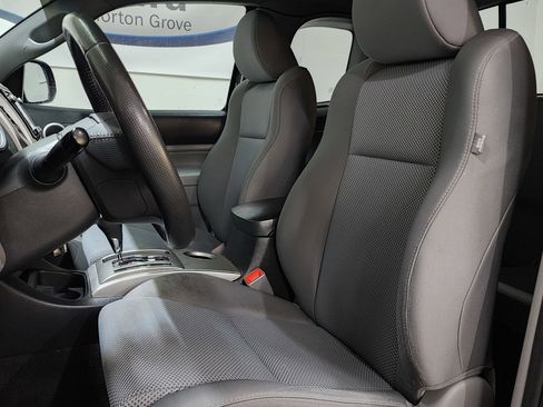 Used 2014 Toyota Tacoma 4x4 Access Cab V6 image 14