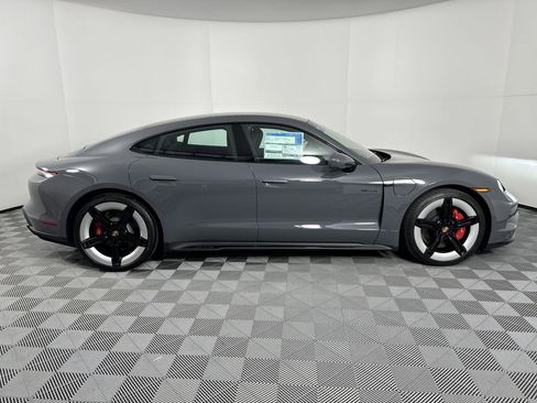 Used 2025 Porsche Taycan GTS image 8