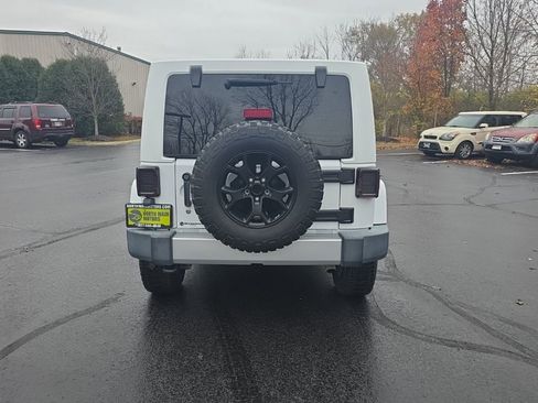 Used 2014 Jeep Wrangler Unlimited Sahara w/ Connectivity Group image 6