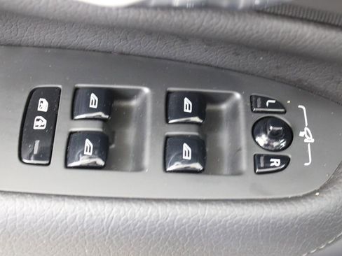 Used 2022 Volvo XC90 T8 Inscription Expression w/ Advanced Package image 19