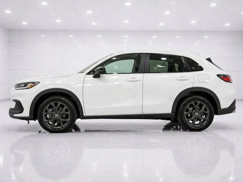 Used 2024 Honda HR-V Sport image 2