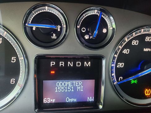 Used 2010 Cadillac Escalade Premium image 14