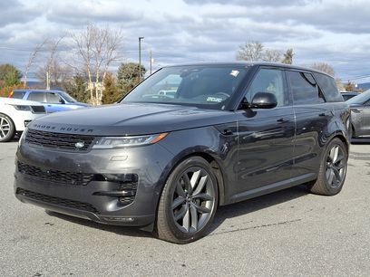 New 2025 Land Rover Range Rover Sport SE