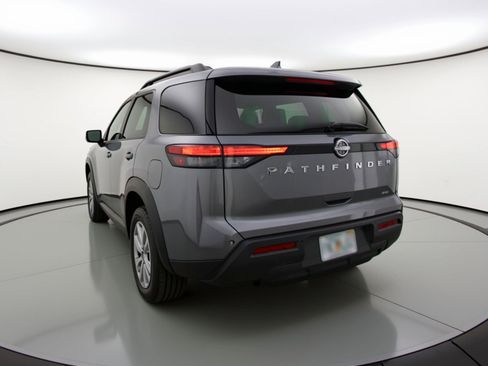 Used 2025 Nissan Pathfinder SV AWD/4WD image 6