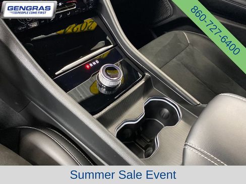 Used 2024 Jeep Grand Cherokee Altitude AWD/4WD image 17