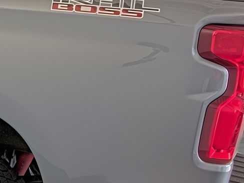 Used 2021 Chevrolet Silverado 1500 LT Trail Boss w/ Bed Protection Package AWD/4WD image 10