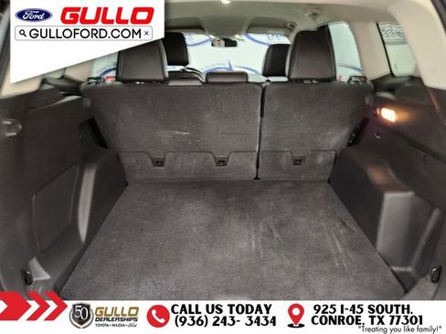 Used 2017 Ford Escape Titanium image 10