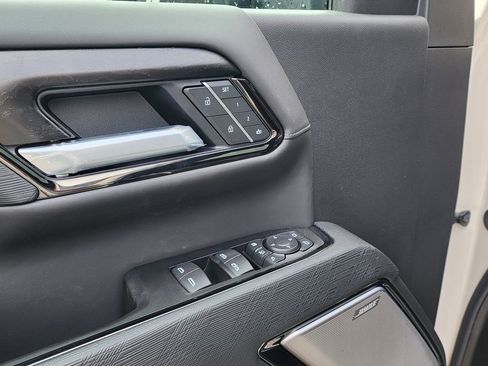 New 2026 GMC Sierra 2500 AT4X w/ LPO, Black Badging Package AWD/4WD image 16