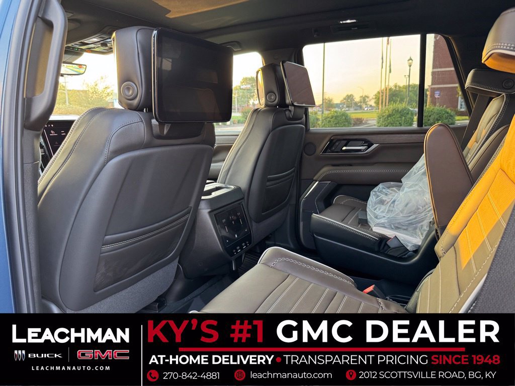 New 2026 GMC Yukon Denali Ultimate w/ LPO, Floor Liner Package AWD/4WD image 16