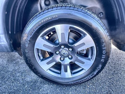 Used 2019 Honda Ridgeline RTL image 10