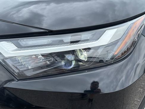 Used 2023 Toyota RAV4 LE AWD/4WD image 9