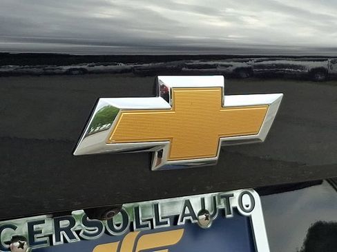 Used 2024 Chevrolet Trax LS w/ LS Convenience Package FWD image 33