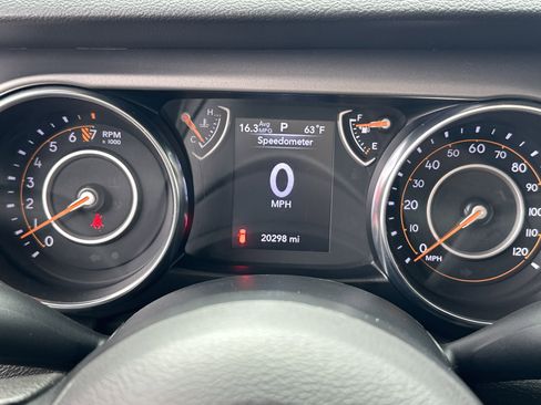 Used 2022 Jeep Wrangler Sport image 19