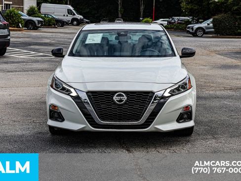 Used 2022 Nissan Altima 2.5 SR w/ Midnight Edition Package FWD image 11