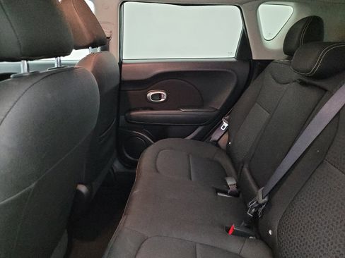 Used 2016 Kia Soul image 18