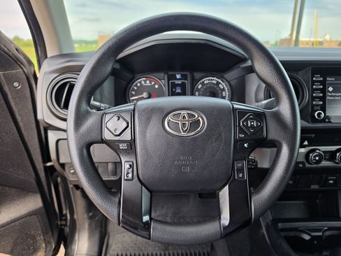 Used 2022 Toyota Tacoma SR w/ SR Convenience Package RWD image 20